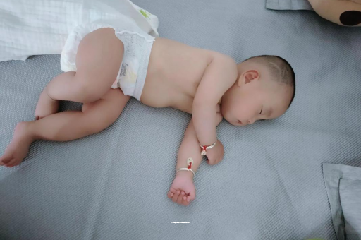 蓬莱宝宝呼吸道感染发烧